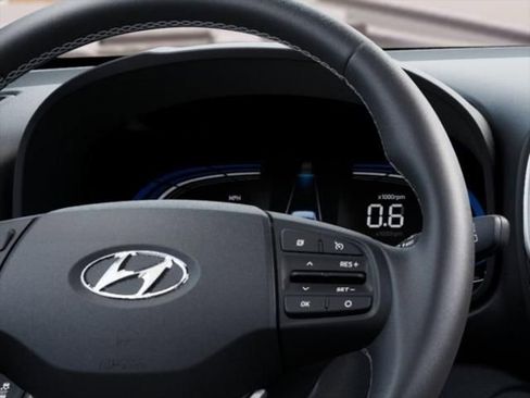 New 2026 Hyundai Venue SEL FWD image 14