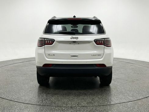 Used 2025 Jeep Compass Limited AWD/4WD image 7