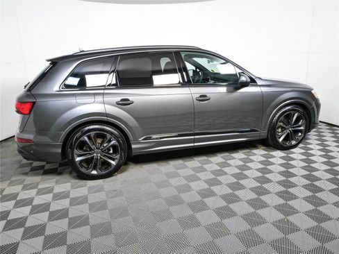 Used 2026 Audi Q7 3.0T Premium Plus w/ Premium Plus Package AWD/4WD image 2