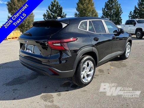 New 2026 Chevrolet Trax LS image 5