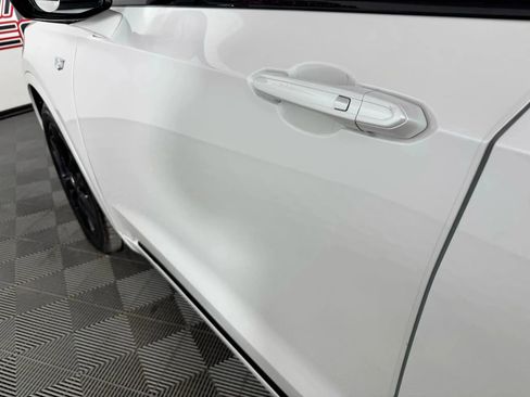 Used 2024 Cadillac XT6 Sport w/ LPO, ONYX Package image 27