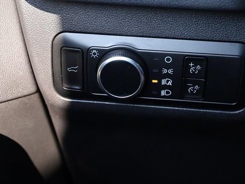Used 2024 Ford Escape ST-Line w/ Cold Weather Package FWD image 21