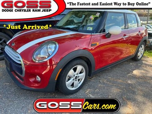 Used 2015 MINI Cooper 4-Door Hardtop FWD image 1