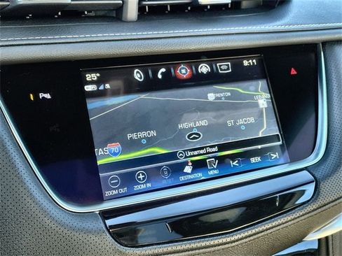 Used 2018 Cadillac XT5 Premium Luxury image 14