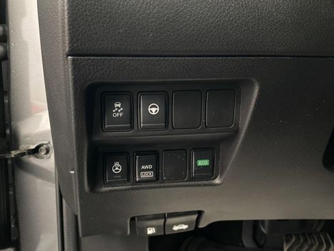 Used 2019 Nissan Rogue Sport SV w/ Technology Package image 19