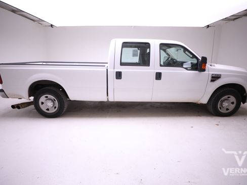 Used 2009 Ford F350 XL image 2