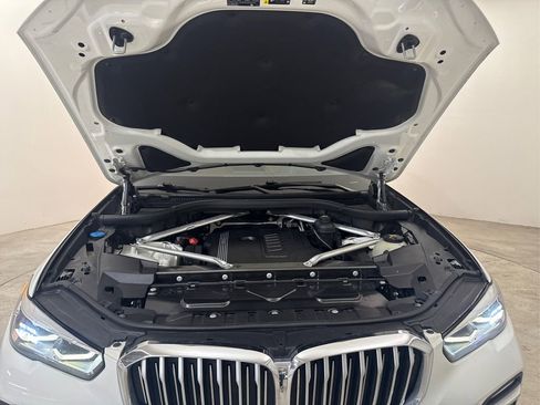 Used 2020 BMW X5 sDrive40i w/ Premium Package RWD image 16