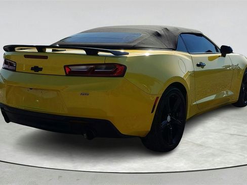 Used 2018 Chevrolet Camaro SS image 6