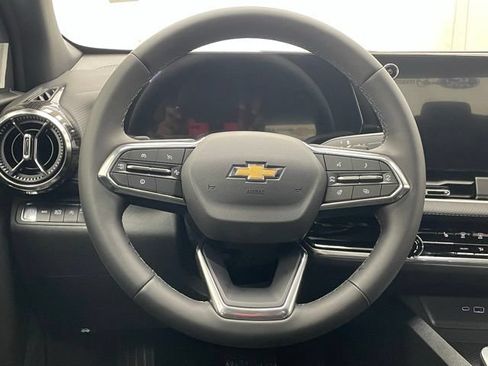 New 2026 Chevrolet Equinox LT AWD/4WD image 10