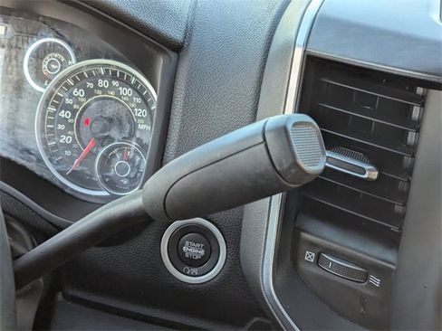 Used 2024 RAM 2500 Big Horn image 28