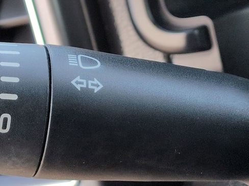 Used 2018 Ford F150 XLT w/ Equipment Group 302A Luxury image 32