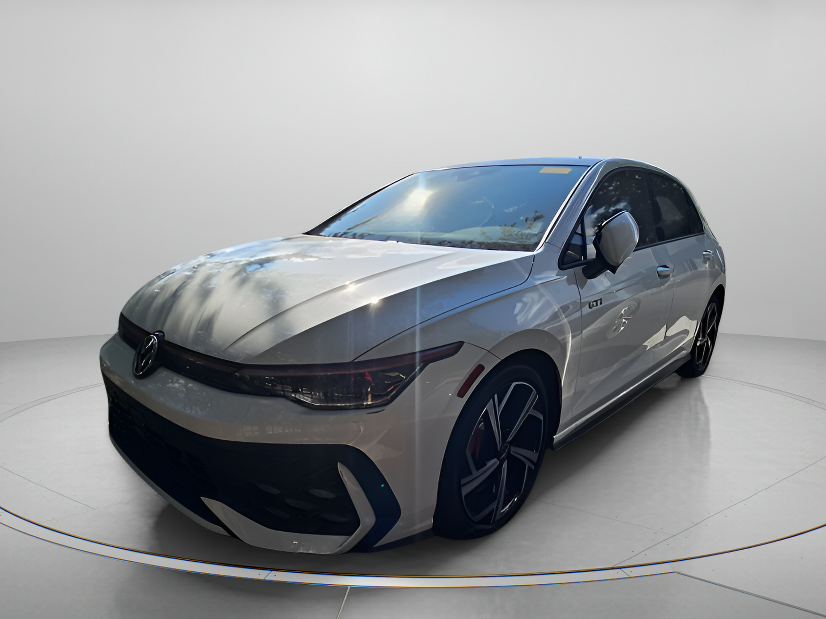 Used 2025 Volkswagen GTI SE FWD image 1