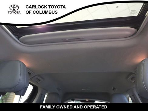 Used 2024 Toyota Sienna XLE FWD image 13