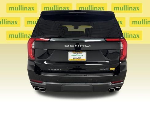 Certified 2025 GMC Yukon Denali Ultimate w/ LPO, Floor Liner Package image 15