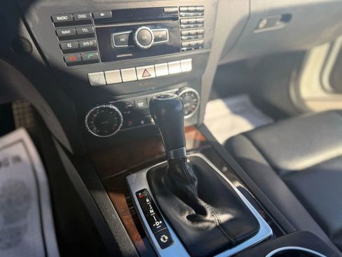 Used 2013 Mercedes-Benz C 250 C 250 Sport Sedan 4D image 22