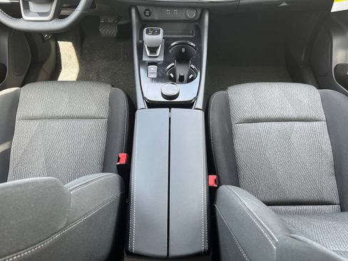 New 2026 Nissan Rogue SV image 30