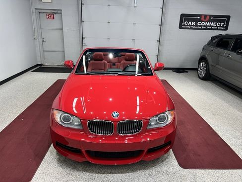 Used 2010 BMW 135i Convertible w/ Premium Pkg image 6