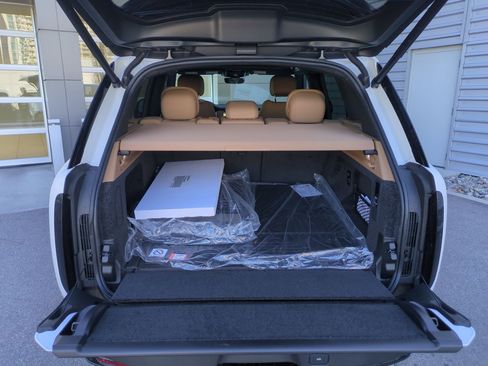 New 2026 Land Rover Range Rover SE AWD/4WD image 26