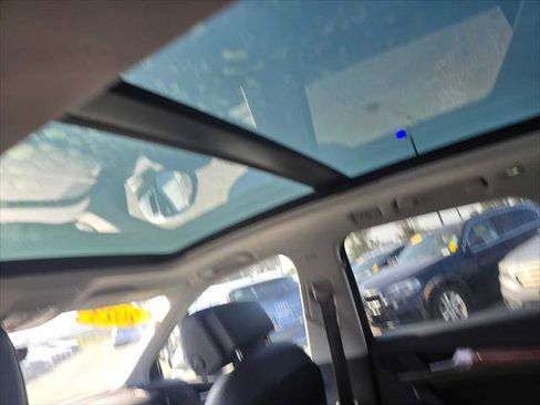 Used 2023 Audi Q5 2.0T Premium w/ Convenience Package image 21