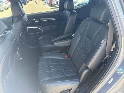 Used 2024 Kia Telluride EX X-Line image 18