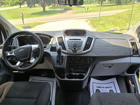 Used 2015 Ford Transit 350 XLT RWD image 21