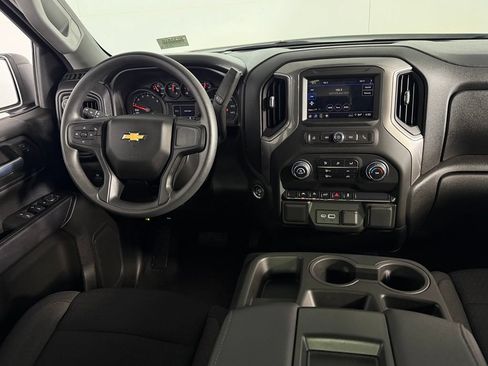 Used 2025 Chevrolet Silverado 1500 Custom AWD/4WD image 17
