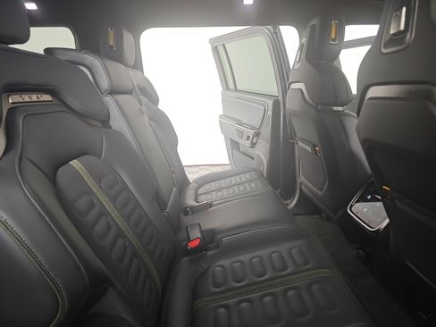 Used 2024 Rivian R1S Adventure image 23