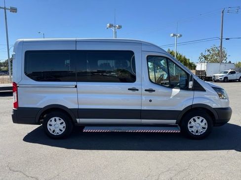 Used 2019 Ford Transit 150 XL RWD image 2