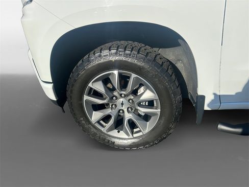 Used 2021 Chevrolet Silverado 1500 RST image 15