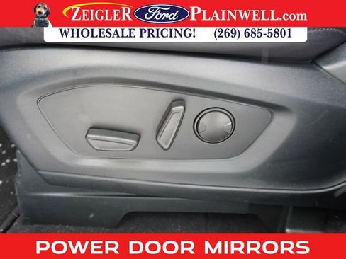 Used 2024 Ford Explorer XLT w/ Equipment Group 202A image 16