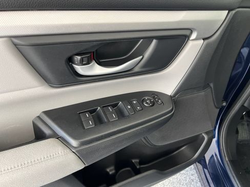 Used 2019 Honda CR-V LX image 13