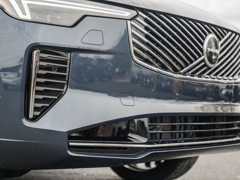 New 2026 Volvo XC90 B6 Plus image 14