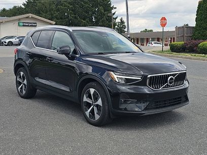 Used 2023 Volvo XC40 B5 Plus w/ Driver Assist Package