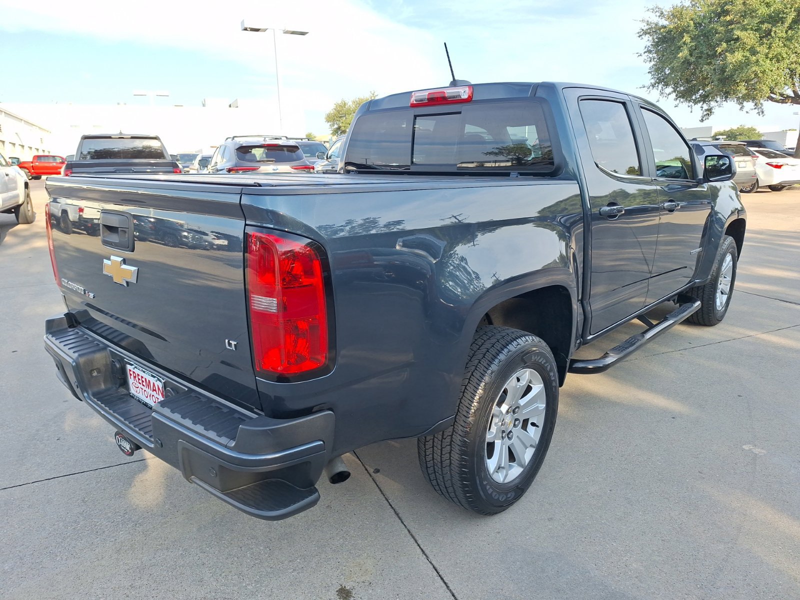 Used 2020 Chevrolet Colorado LT w/ Safety Package RWD image 6