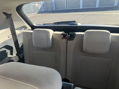 Used 2019 Volkswagen Tiguan S w/ Driver Assistance Package FWD image 10