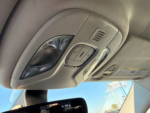 Used 2018 Jeep Compass Altitude w/ Popular Equipment Group image 31