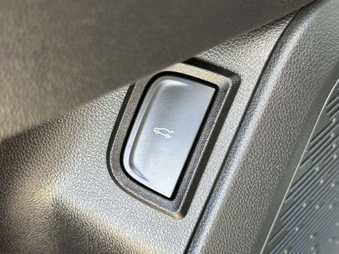 Certified 2026 Chevrolet Equinox LT w/ Convenience Package II AWD/4WD image 19