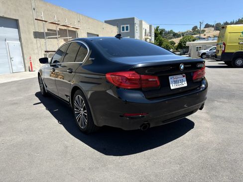 Used 2019 BMW 530e w/ Convenience Package RWD image 6