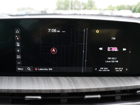 Used 2024 Kia Telluride SX FWD image 7