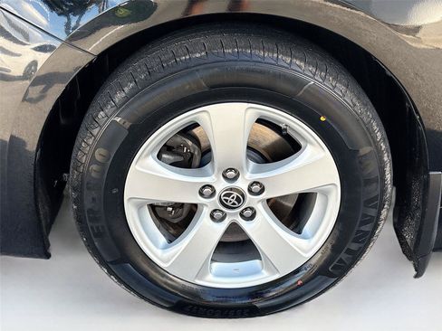Used 2020 Toyota Sienna LE FWD image 31