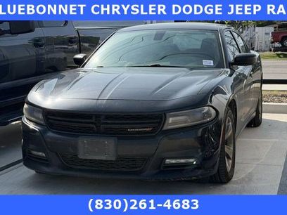 Used 2017 Dodge Charger SXT