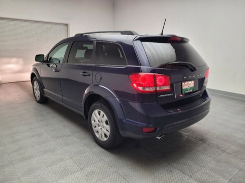 Used 2019 Dodge Journey SE w/ Connectivity Group FWD image 5