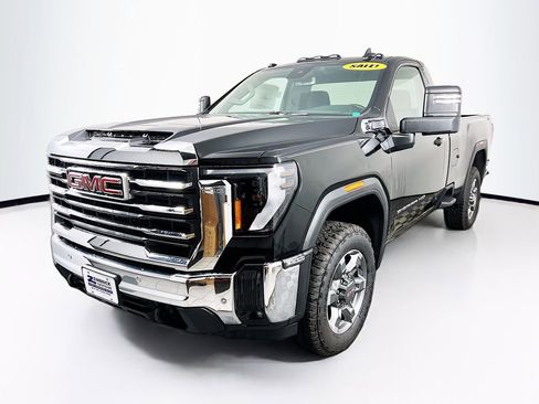 New 2026 GMC Sierra 2500 SLE AWD/4WD image 3