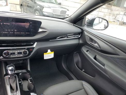 New 2026 Buick Envista Sport Touring w/ Convenience I Package FWD image 14