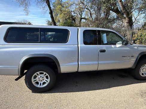 Used 2002 Dodge Dakota 4x4 Club Cab image 4