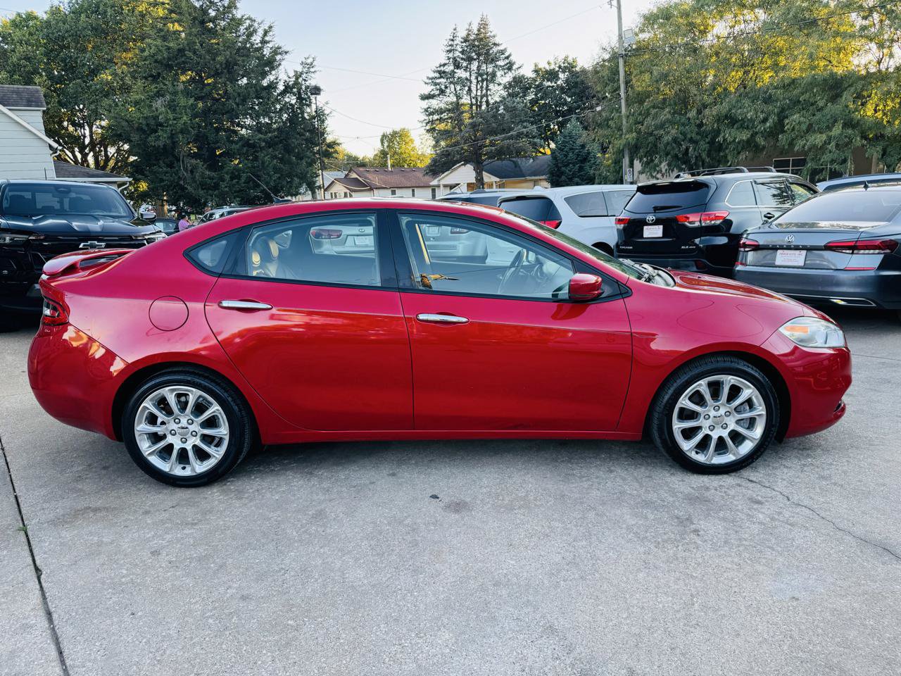 Used 2013 Dodge Dart Limited w/ Limited Special Edition Group FWD image 2