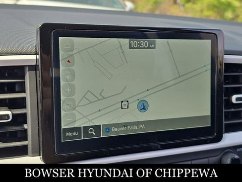 Used 2025 Hyundai Venue Limited FWD image 11