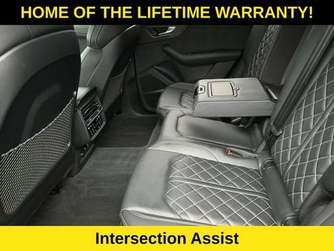 Used 2023 Audi SQ8 Prestige AWD/4WD image 36