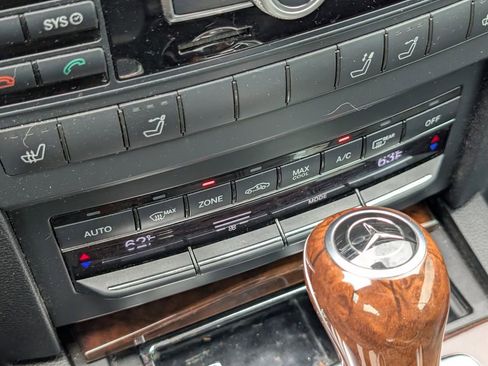 Used 2012 Mercedes-Benz E 350 Cabriolet image 18