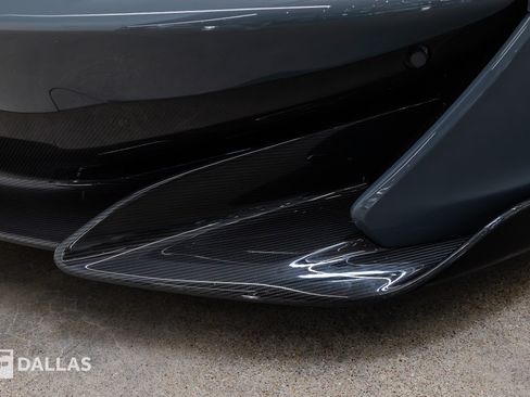 Used 2020 McLaren 600LT Spider RWD image 5